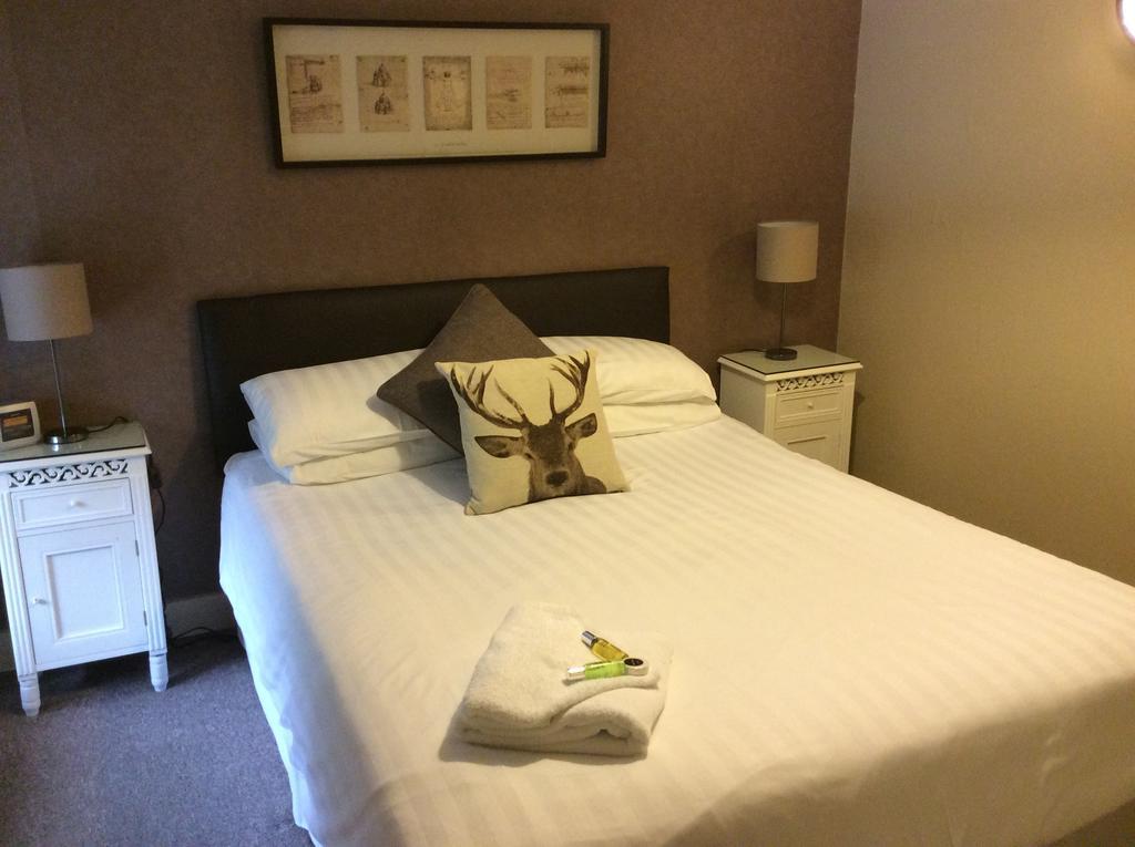 Hambro Arms Hotel Milton Abbas Bilik gambar